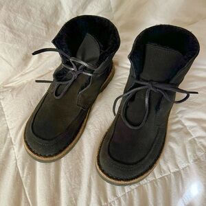 BIRKENSTOCK  Women's Size 39 Black Suede Bakki Chukka Boots